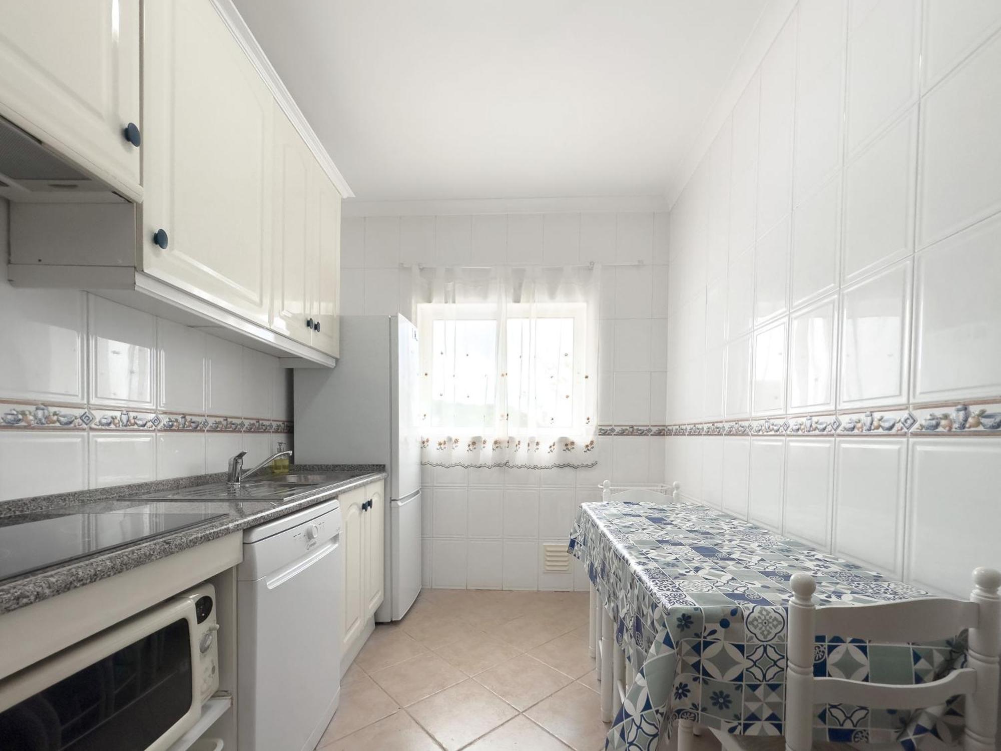 Os Apartamentos A Ramos Na Praia Da Gale Estao Inserido Em Condominio Com Piscina, Fica Apenas A 350 Metros Da Praia Da Gale - Apartamentos Com Ar Condicionado Tanto Nos Quartos Como Na Sala, Smart Tv Com Prime Video E Cozinha Completa Albufeira Luaran gambar