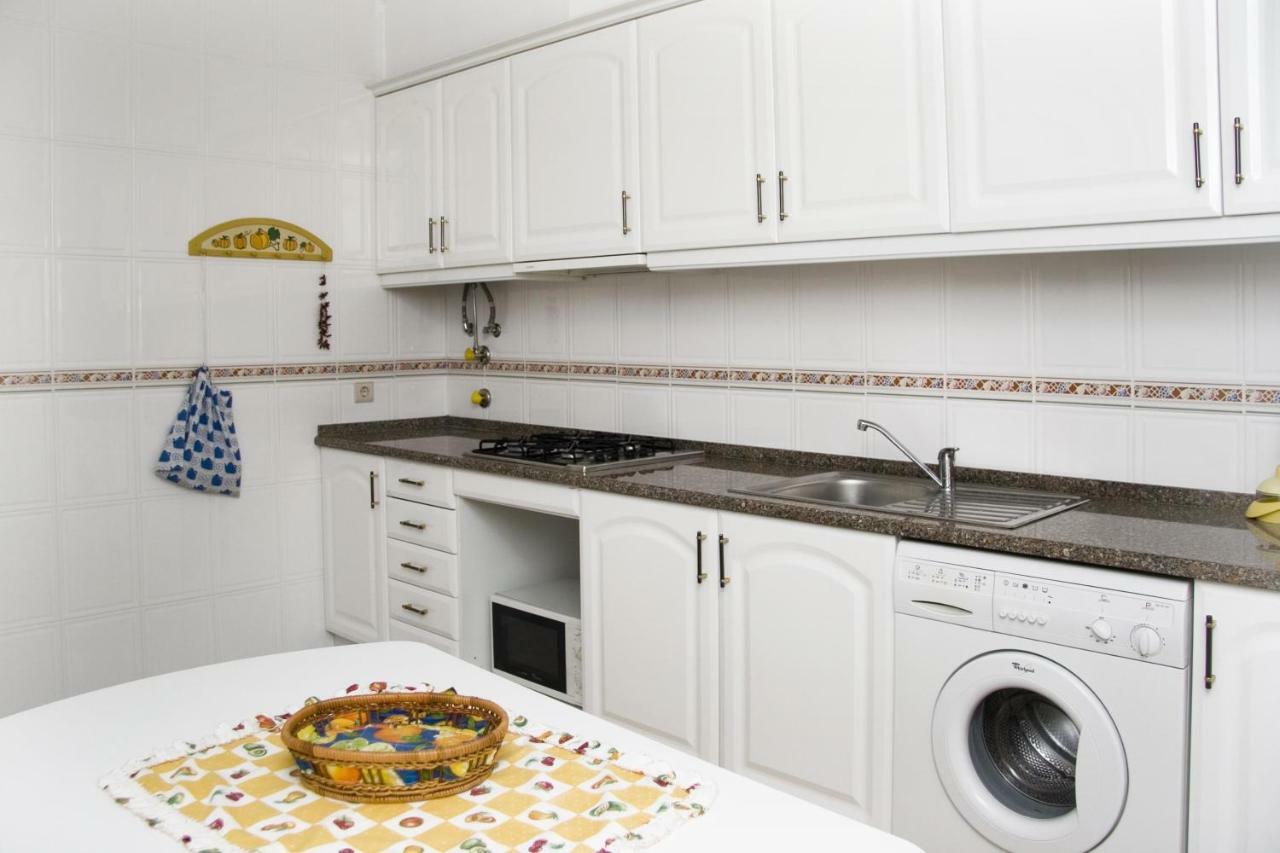 Os Apartamentos A Ramos Na Praia Da Gale Estao Inserido Em Condominio Com Piscina, Fica Apenas A 350 Metros Da Praia Da Gale - Apartamentos Com Ar Condicionado Tanto Nos Quartos Como Na Sala, Smart Tv Com Prime Video E Cozinha Completa Albufeira Luaran gambar